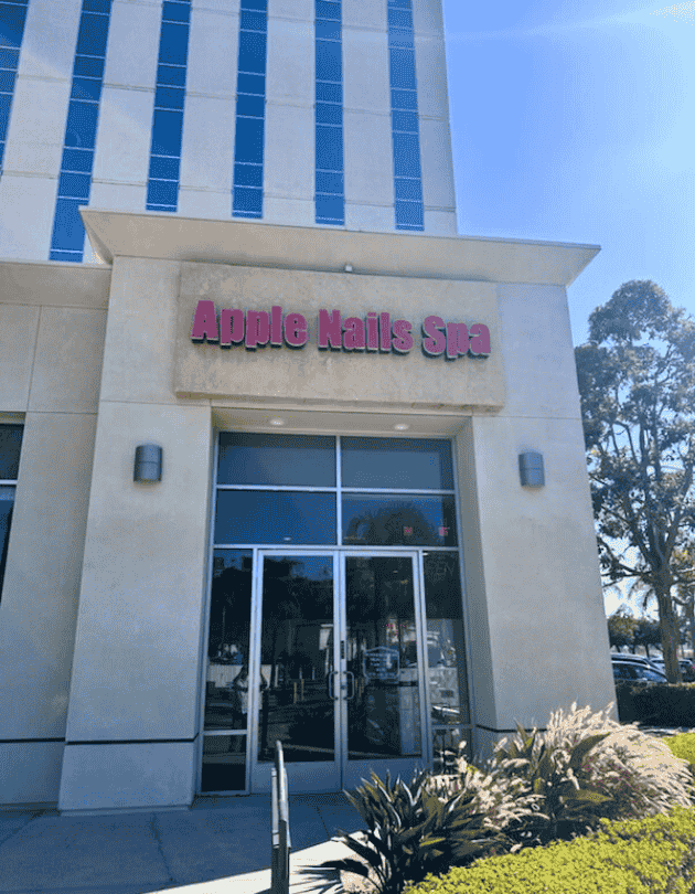 Apple Nails Spa - Professional nail salon 92108 offering manicure, pedicure, and spa services in San Diego.